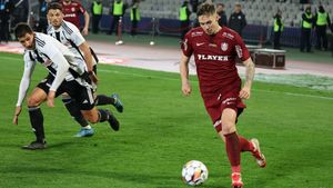 Valencia vrea să doboare cu Louis Munteanu recordul pentru cel mai scump transfer din Superliga! Reacția oficială a lui CFR Cluj