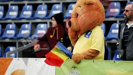 România egala Georgiei!** Echipa "stejarilor" a terminat la egalitate partida contra gruzinilor, scor 9-9 FOTO