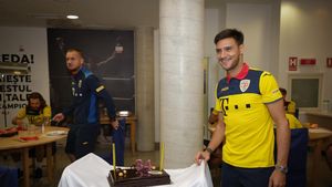 Mario Camora, momente emoționante în cantonamentul naționalei: „Sunt copleșit!” Căpitanul CFR-ului, sărbătorit de tricolori | FOTO