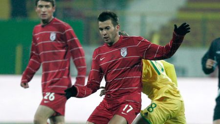 Îl vor și pe "Mister Penalty"!** Olariu e pe lista Rapidului