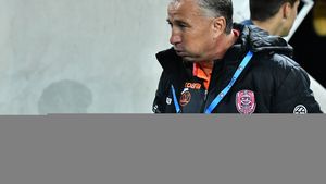 CFR - Astana, în preliminariile Champions League | Dan Petrescu se teme înainte de primul meci din Europa: "Trebuie să jucăm ca în curtea școlii"