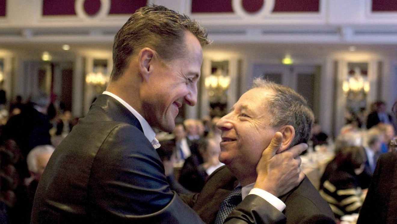 Vești excelente despre Michael Schumacher: „Îl văd de două ori pe lună și urmărește cursele fiului său”