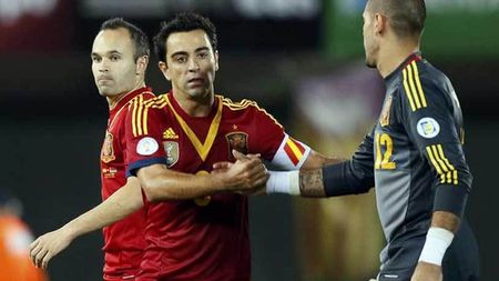 Cod roșu la Barcelona: s-a accidentat și Valdes! Spania, învinsă în Africa de Sud