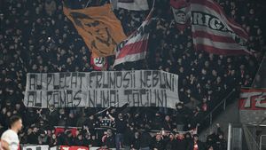 Duminică a cerut depunctarea lui Dinamo din cauza unui mesaj rasist de la meciul cu Rapid: „Rușine!”