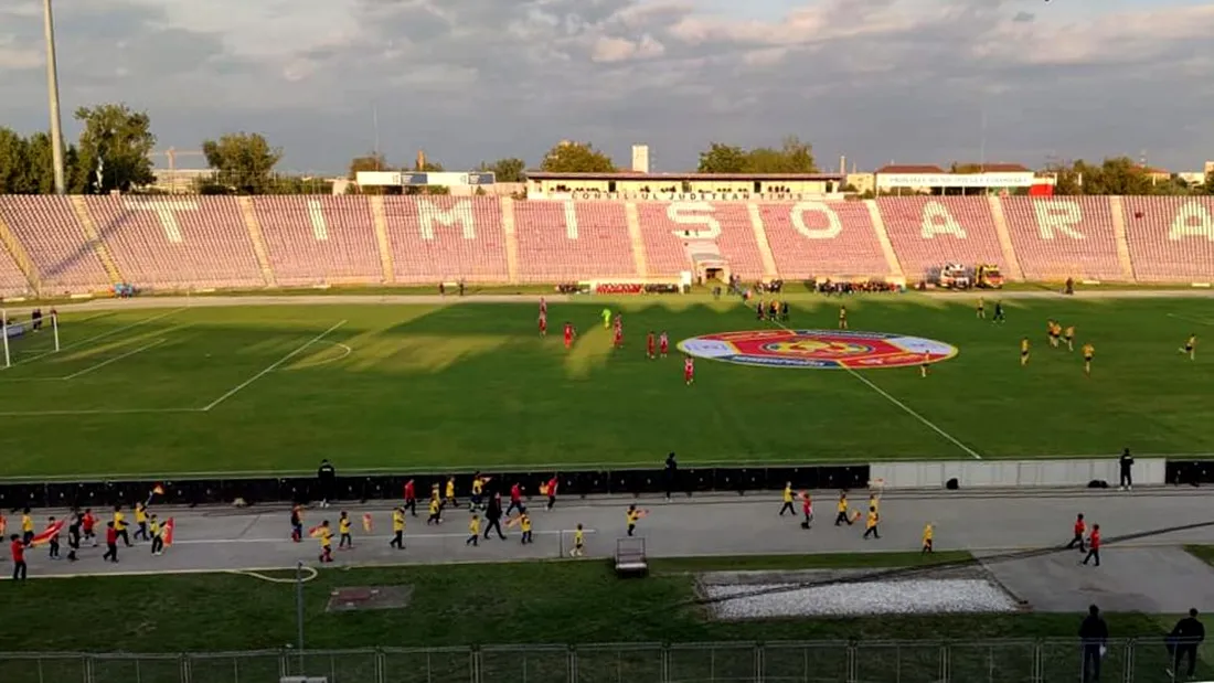 A murit fotbalul la Timișoara? ”Dan Păltinișanu”, niciodată atât de gol la un meci cu Dinamo
