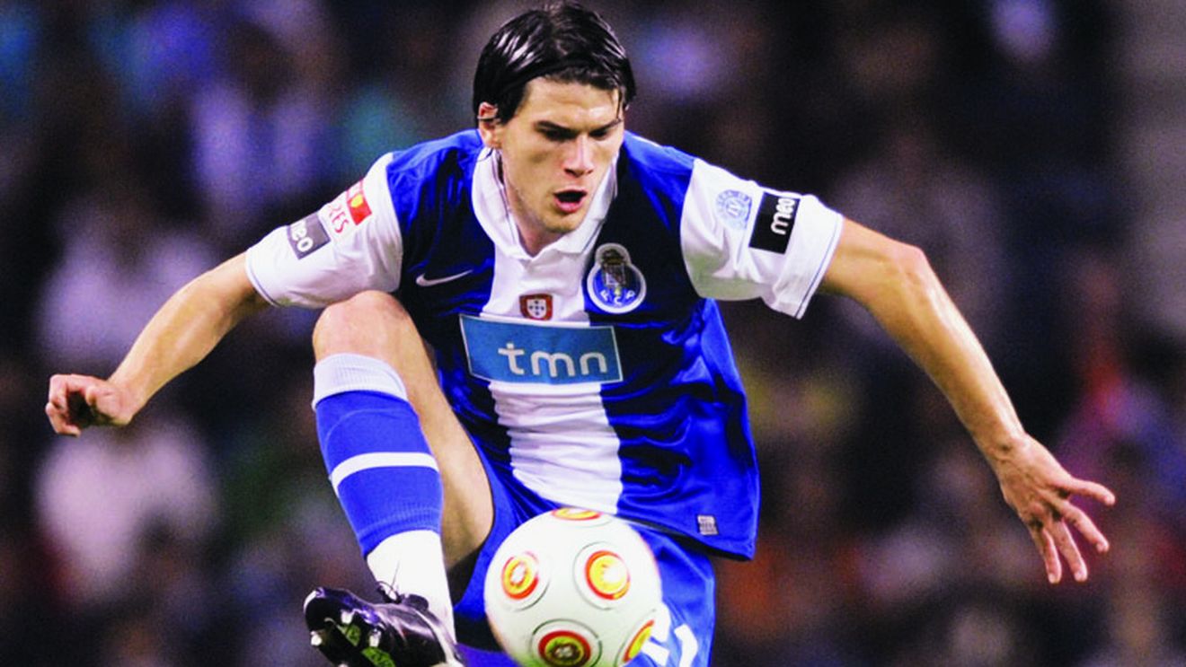 Săpunaru vine Rapid** cu mașina!