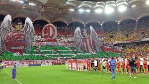 Regula pe care toate echipele din Liga I o încalcă la fiecare meci. Conform ROAF, jucătorii echipei gazdă ar trebui să-și aplaude adversarii la finalul partidelor