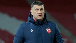 Ce a putut să spună antrenorul Stelei Roșii despre Gigi Becali: „Să nu mă înțelegeți greșit”