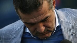 "Gigi se ferește și de umbra lui! Îi este frică să dea declarații!"