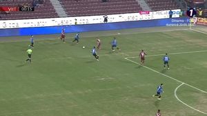 Strategie sau neputință? Terenul CFR-ului arată deplorabil înaintea meciului cu Sevilla, din Europa League | FOTO