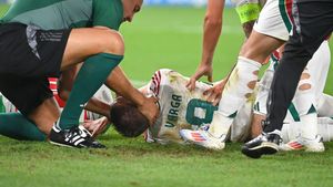 Diagnosticul medicilor pentru Barnabas Varga, fotbalistul care a fost la un pas de tragedie, la EURO, în meciul Scoția - Ungaria 0-1: „Va fi operat”