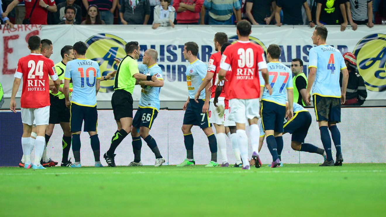 Data "clasicului" Dinamo-Steaua nu a fost schimbată: se joacă duminică, ora 21:30. Modificările etapei a 4-a