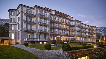Frații Pavăl au schimbat planul cu mega-complexul hotelier Waldhaus. Ce se întâmplă cu „perla spa” de 5 stele din munții Flims/Laax