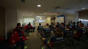 Mirel Rădoi, imagini inedite de la ședința de pregătire a „tricolorilor”, înaintea debutului în preliminariile CM 2022 | FOTO