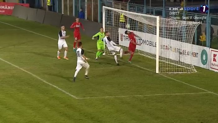Cea mai ciudată fază din cariera lui Rusescu. FOTO | Cum a "reușit" să lase FCSB-ul fără un gol ca și marcat