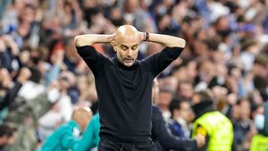 Pep Guardiola vrea să dea lovitura verii în Premier League! Manchester City insistă pentru transferul noii vedete a lui Arsenal Londra, Bukayo Saka!
