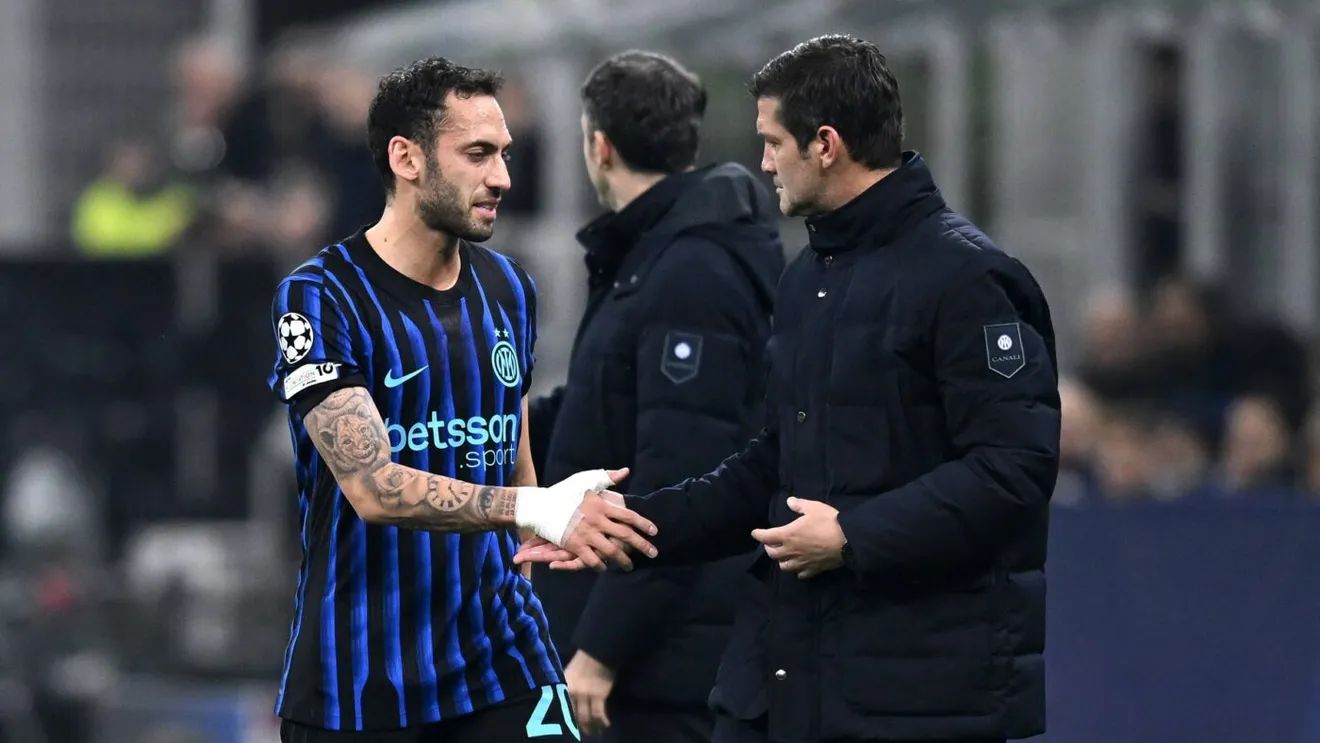 Calhanoglu, scandalizat pentru că a fost schimbat de Chivu în Inter - Șahtior! Reacția turcului când s-a așezat pe bancă: „I-a spus ceva secundului Kolarov!”