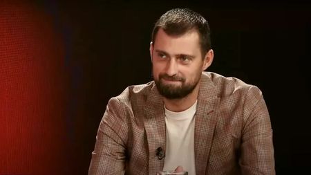 „De ce tușești?”. Provocat, Gabi Tamaș a oferit un răspuns fără filtru. „La mine s-a scris că am băut o bere și eu fumez de la cinci ani! La un moment dat m-am lăsat... din clasa a opta până în a noua”. VIDEO