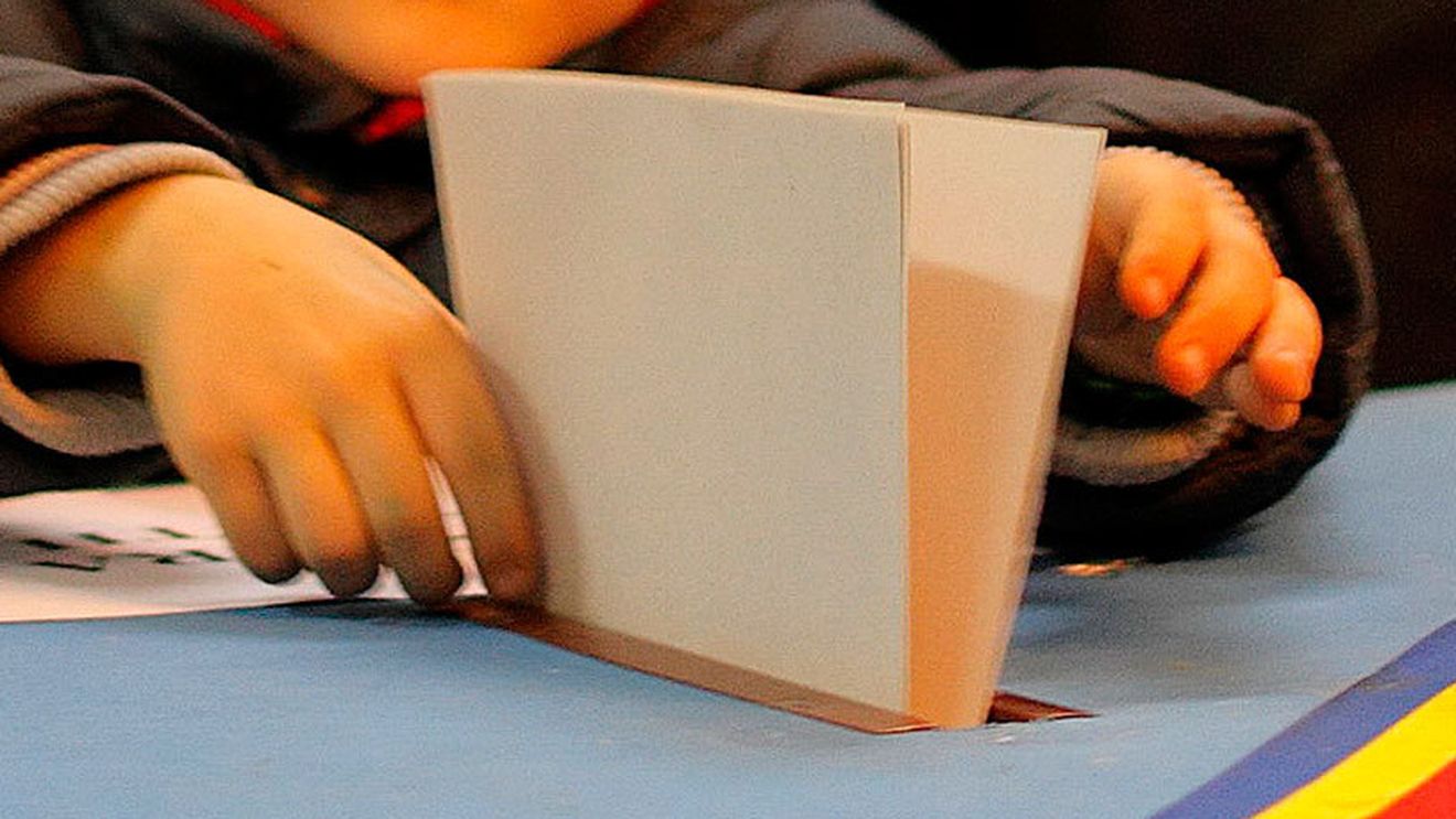 FOTO | Caz de neimaginat la alegeri. Ce a putut un alegător să introducă în urne