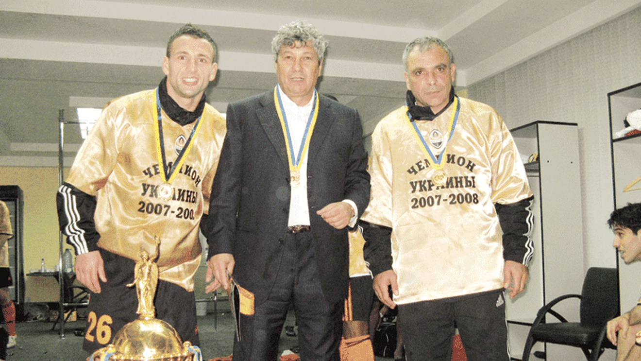 Lucescu: "Merită să plece la un club mare"