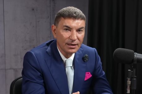 Milionarul Cristi Borcea &#537;i-a ales favoritul pentru Prim&#259;ria Capitalei: &bdquo;Doarme 2-3 ore pe noapte&rdquo;