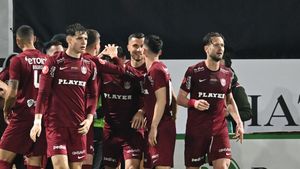 Totul pe atac, în derby de Cluj. Niciodată nu s-a întâmplat asta. ANALIZĂ