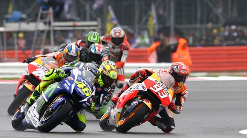 Cursă nebună la Misano. Marquez câștigă la MotoGP, Smith și Redding pe podium. Rossi termină pe 5, dar profită de căzătura lui Lorenzo și se distanțează la „general”