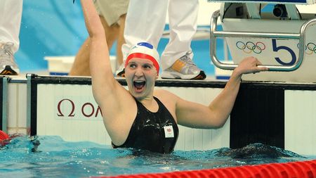 Fosta înotătoare Rebecca Adlington a devenit mamă pentru prima oară