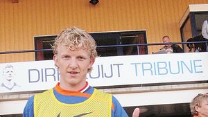 Dirk Kuyt : „V-ați schimbat!"