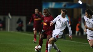 Nei merge la Alba ** "Joi e la antrenamente!"