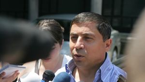 "Mergem la Ploiești să învingem!"**