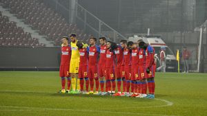 Rădoi, față în față cu jucătorii Stelei! "Suntem agitați, nu ne găsim locul." Ce le-a spus în momentul în care i-a anunțat că demisionează