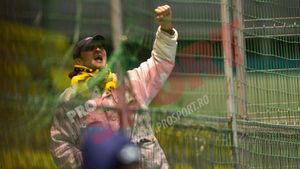 Faza zilei la Chiajna! FOTO: ACS Poli, încurajată de "lupul singuratic", varianta de Banat