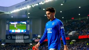 Britanicii de la BBC scriu despre transferul lui Ianis Hagi de la Rangers: „Adrian Mutu îi cere să plece în Turcia, așa cum a făcut-o Gică Hagi”