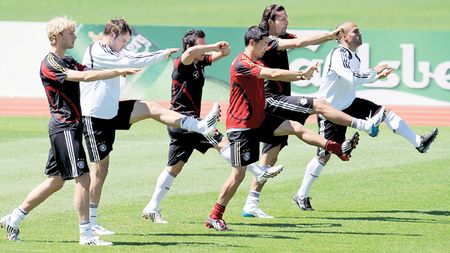 Beckenbauer: "Portugalia ne va distruge"