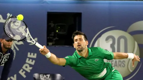 Sârbul Novak Djokovic este în mare formă la Dubai! L-a pus 