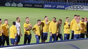 Aşa ceva nu au mai trăit! Fotbaliştii au cântat imnul României alături de fani de a răsunat Mogoşoaia: ce a pățit Florin Niță