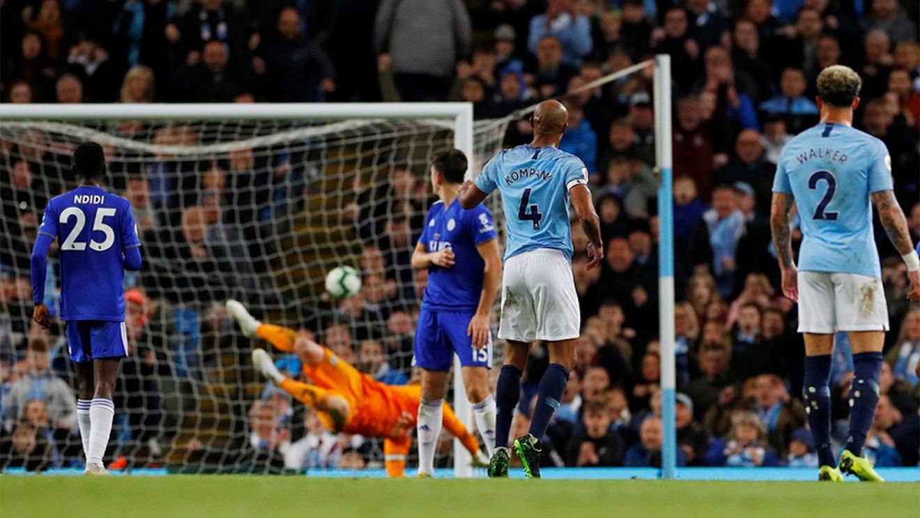 Așa se detonează un obuz! Kompany, eroul lui Manchester City | VIDEO Belgianul a reușit un gol fabulos și a adus titlul și mai aproape de Etihad. Liverpool speră și în ultima etapă