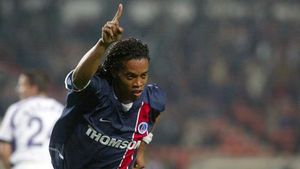 Mutarea care putea rescrie istoria: "A existat o singură ofertă reală!"** Echipa care-l putea "fura" pe Ronaldinho Barcei și cine îl poate detrona pe Messi