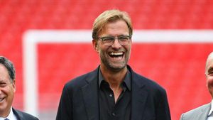 Klopp a ridicat sala în picioare, azi, la conferința dinaintea meciului cu Spurs. Râsul e garantat: TOP 5 perle ale neamțului