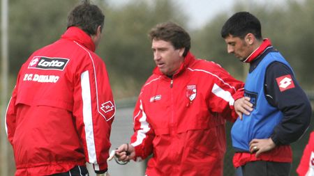 "Tactic, fotbalistul român este ZERO!" TU CE CREZI?