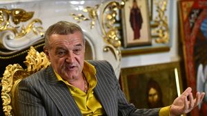 Șase milioane de euro pentru vedeta FCSB! Gigi Becali a primit oferta bombă în aceste zile și face anunțul: „Le-am cerut 8!”. Cine e jucătorul care e la un pas de un transfer uriaș în Europa