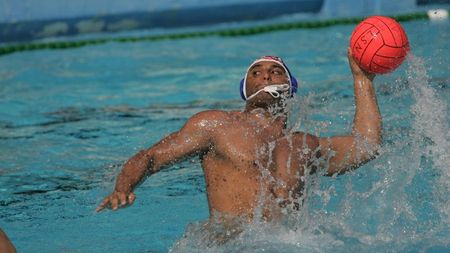 Leul din apă,** înger în cer