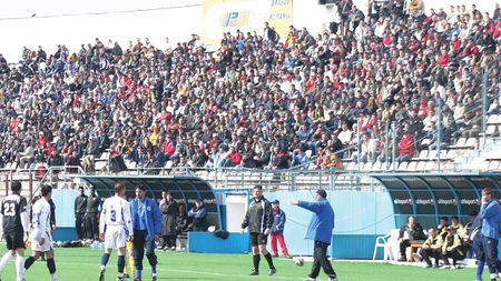 È˜umudică a vrut să scoată echipa de pe teren