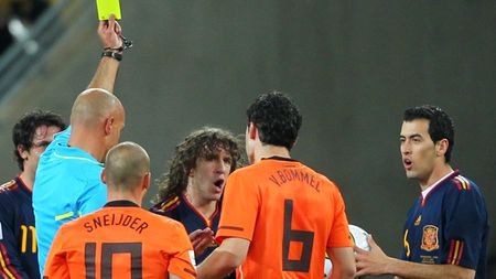 Olanda - Spania, finala CM cu cele mai multe cartonașe galbene: 14!