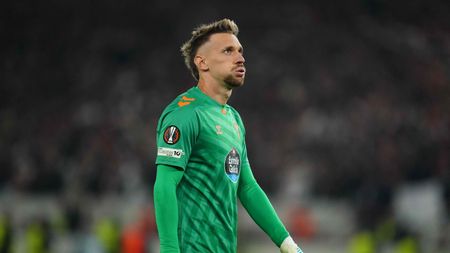 Dramă sub ochii lui Ionuț Radu în Barcelona – Celta Vigo. Meciul a fost întrerupt minute bune după ce un fan a avut nevoie de îngrijiri medicale de urgență