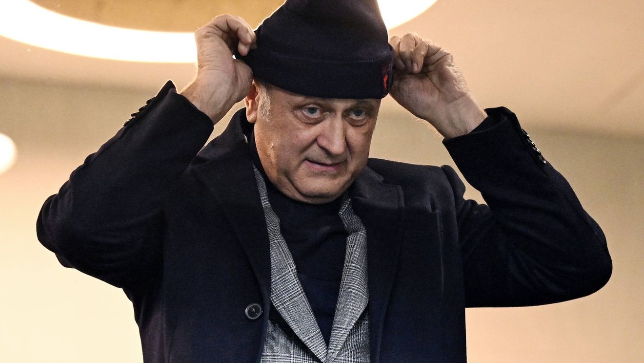 Au semnat contractul în Italia, sub ochii patronului Dan Şucu