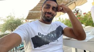 Bănel Nicoliță a dat în mintea copiilor! Ce a făcut împreună cu fiica sa la un Târg de Crăciun din București