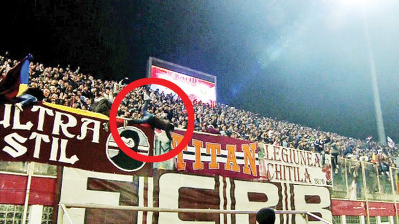 A scăpat de două ori!** Fanul care a căzut din tribuna Rapidului a fost iertat de jandarmi pentru că era ziua lui