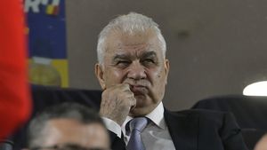 Anghel Iordănescu, răspuns dur pentru Dănuț Lupu, după ce a fost acuzat că l-a anunțat titular cu Franța în 1995, apoi l-a ținut rezervă: „Fals! Nu am discutat cu el că urmează să joace” | VIDEO EXCLUSIV ProSport Live